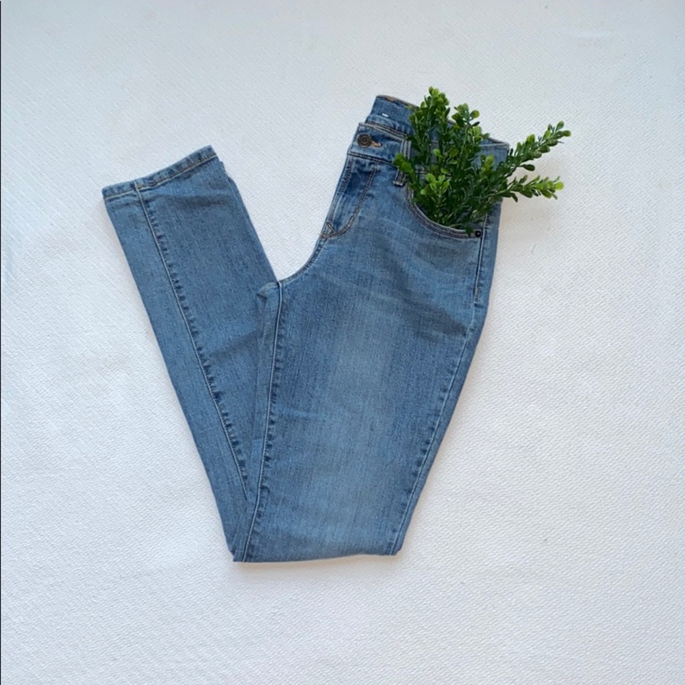 Old Navy Lightwashed Jeans